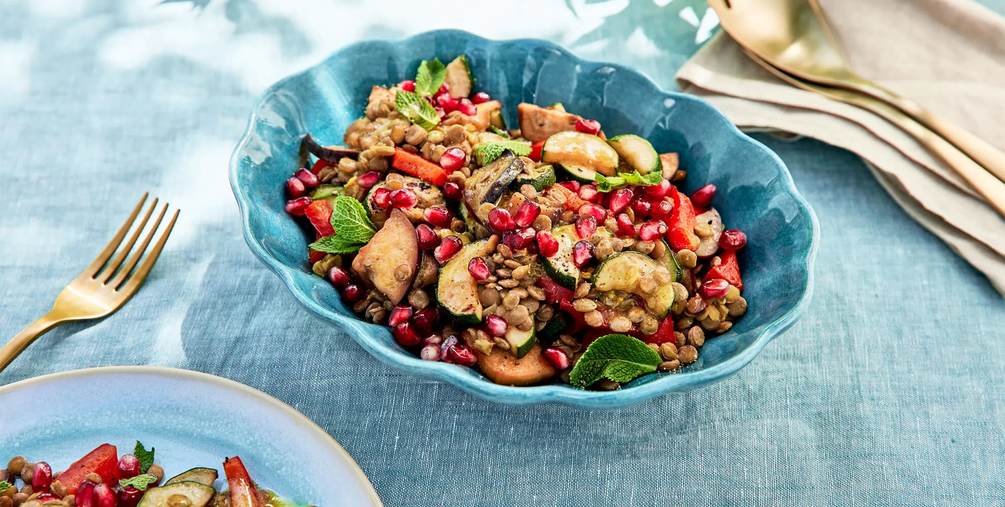 Bunter Linsensalat mit gebratenem Gemüse