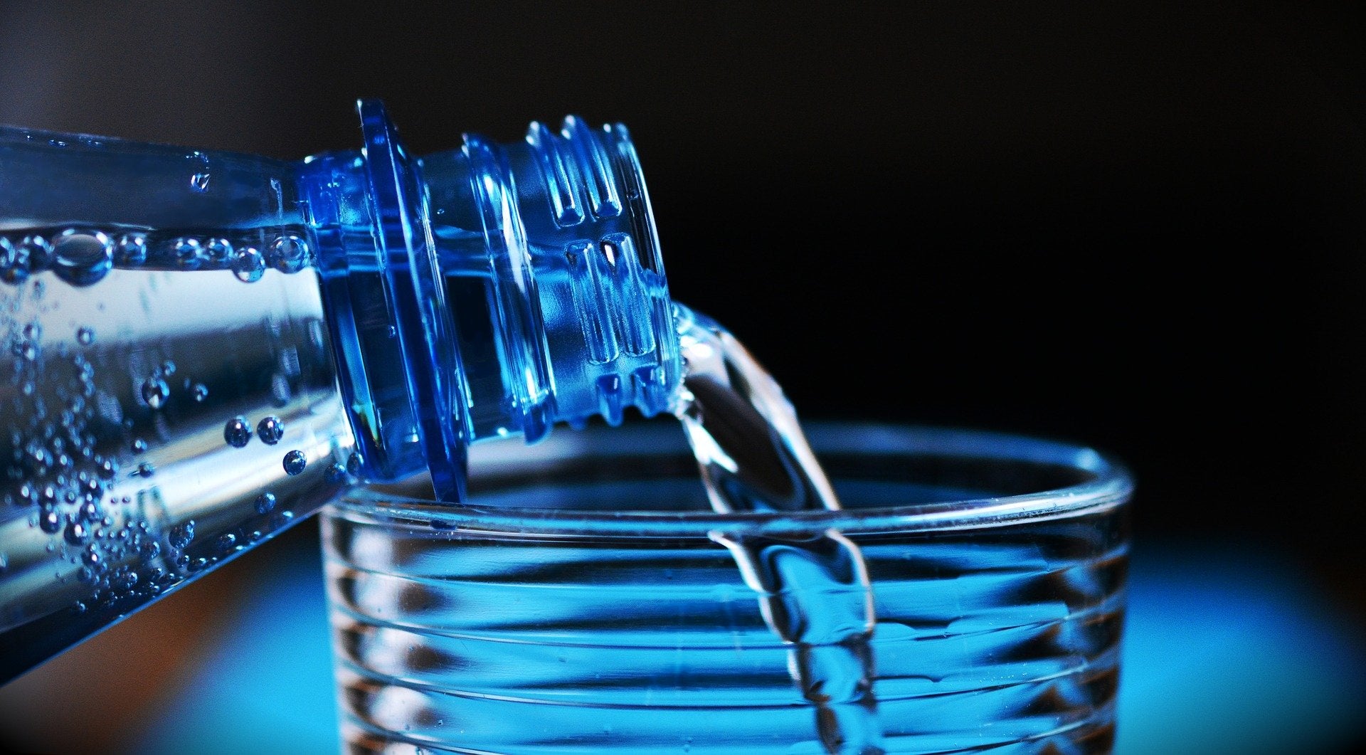 Mineralwasser/Quellwasser