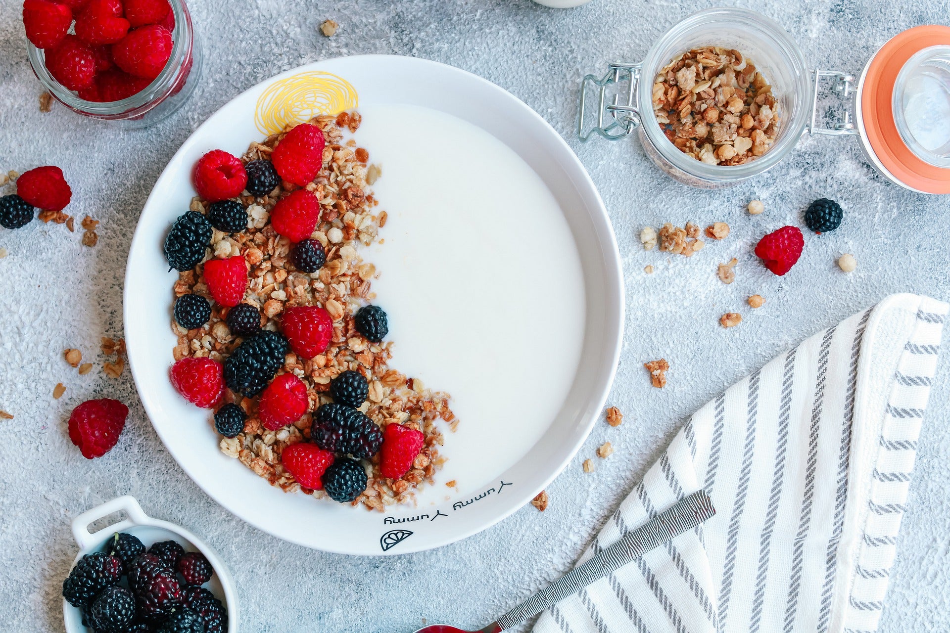 Frühstücksflocken & Müsli